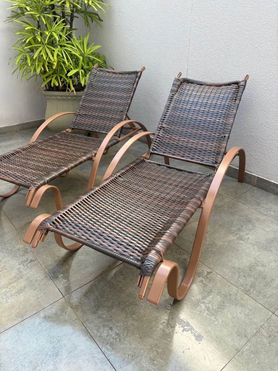 Vende - se espreguiçadeiras 