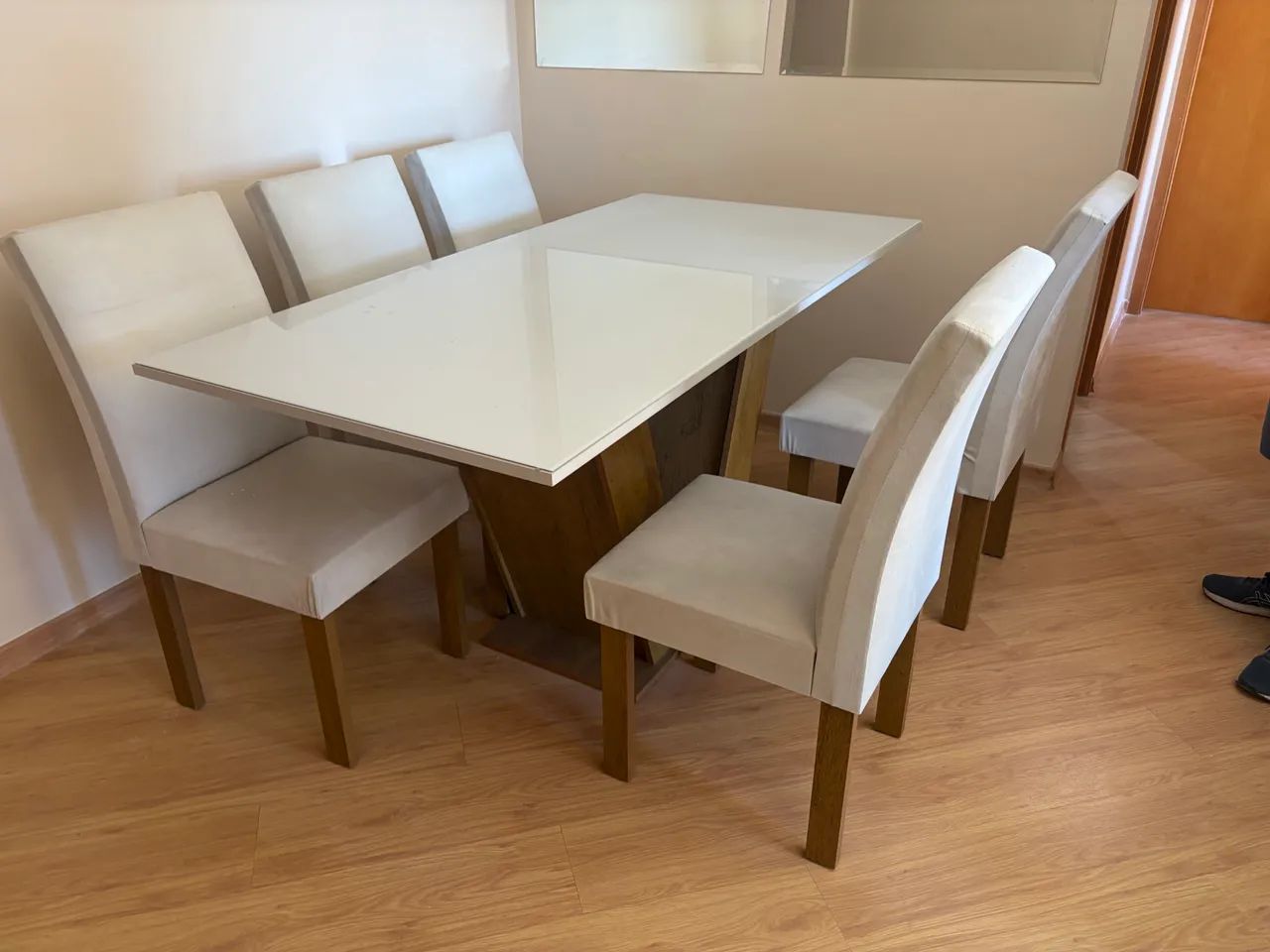 Mesa de jantar com 6 cadeiras - Foto 4