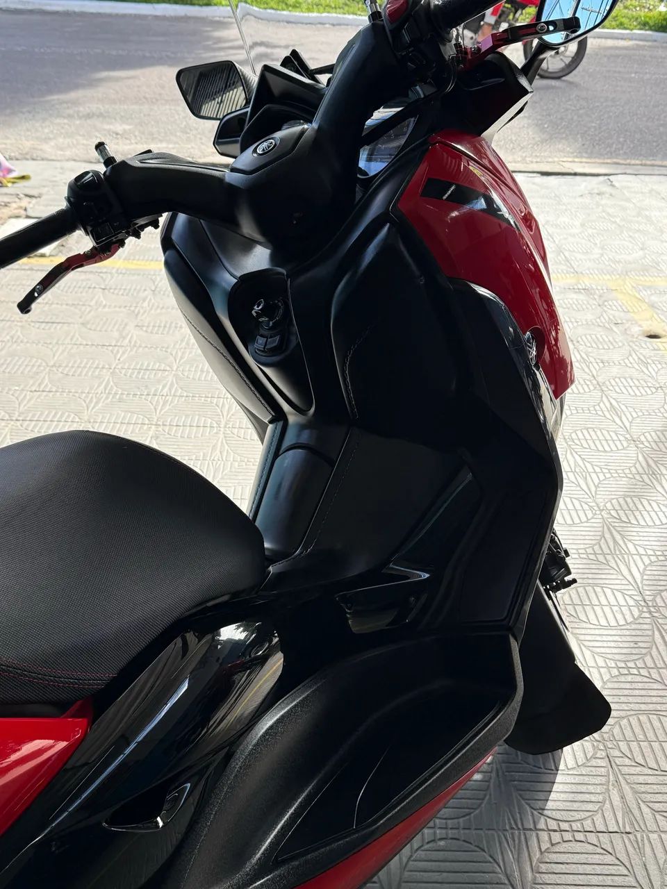 Yamaha Xmax 250 ABS 2024 - Foto 4