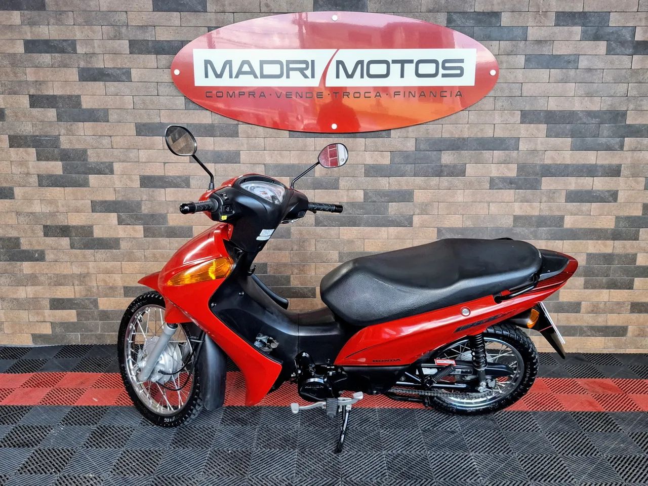 Honda BIZ 100 97 cc  - Foto 5