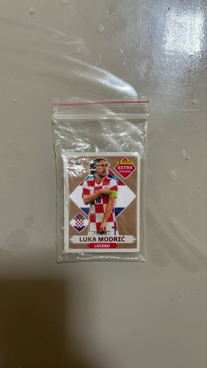 Figurinha Luka Modric 2022 legend (bronze) original - Foto 2