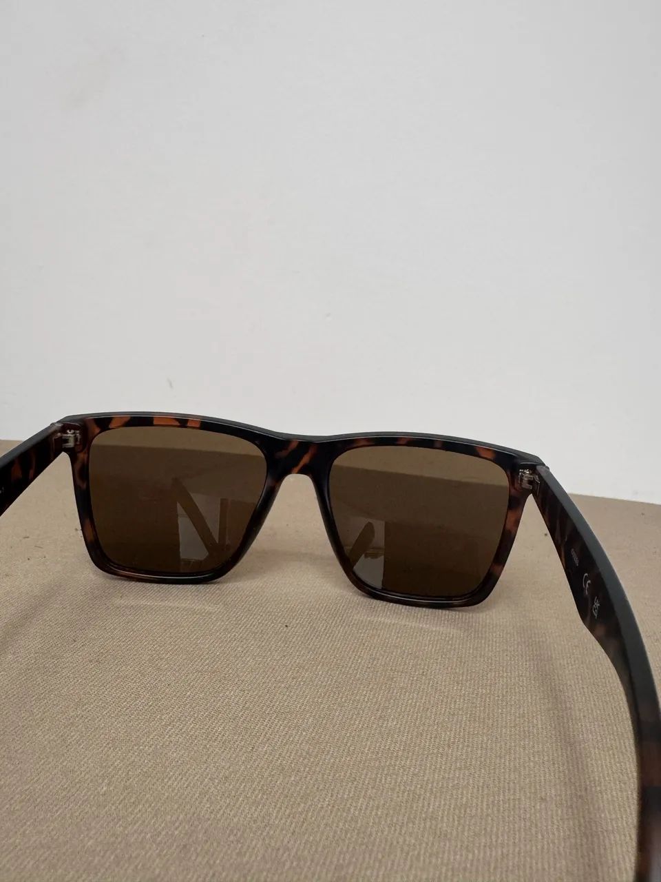 Óculos de Sol Guess - Foto 3