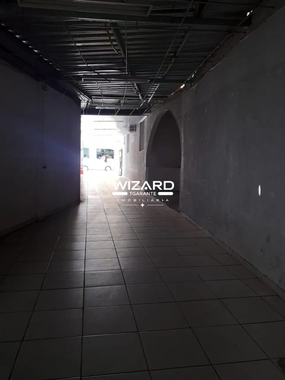 Galpão para venda com casa em anexo no Centro de Serra Negra SP - Foto 4