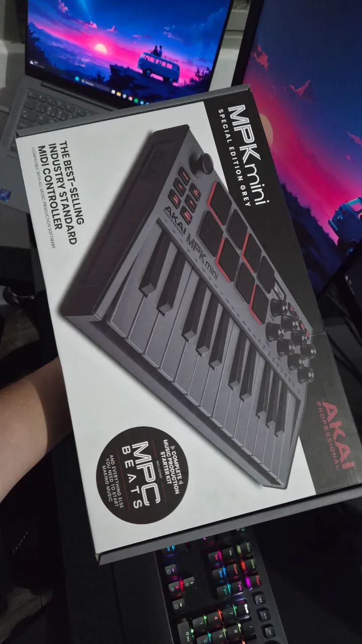 Lacrado) Teclado Controlador Akai Professional MPK Mini MK3 Cinza