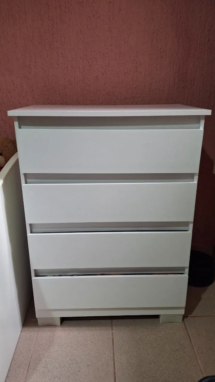 Comoda branca