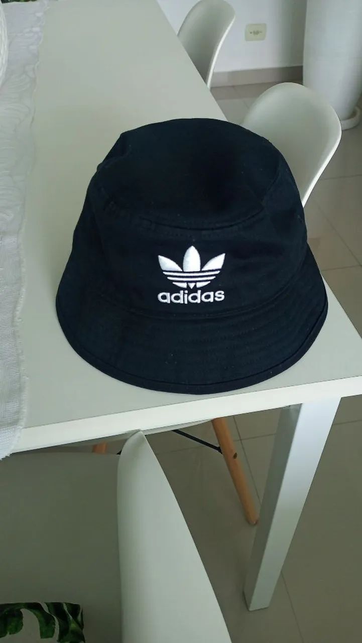 Chapéu bucket Adidas 