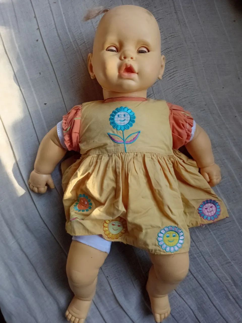 Boneca antiga abre e fexa o olho ao deitar e levantar  - Foto 2