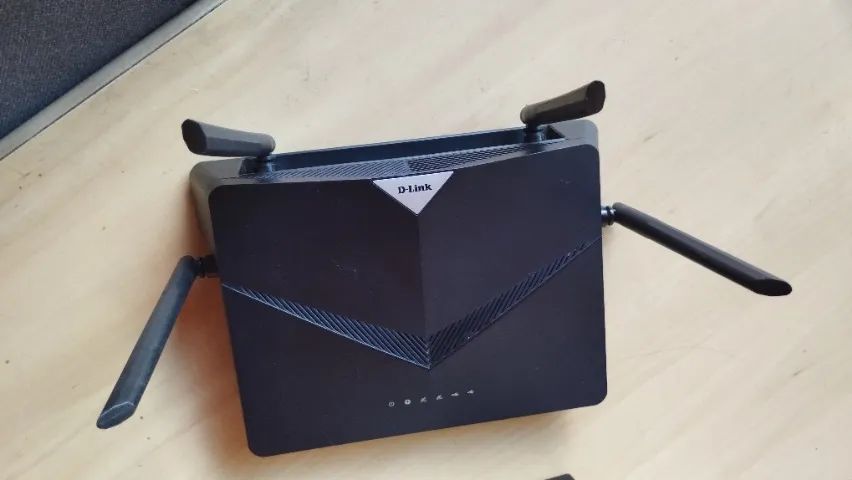  Super Roteador D-Link iR2640 