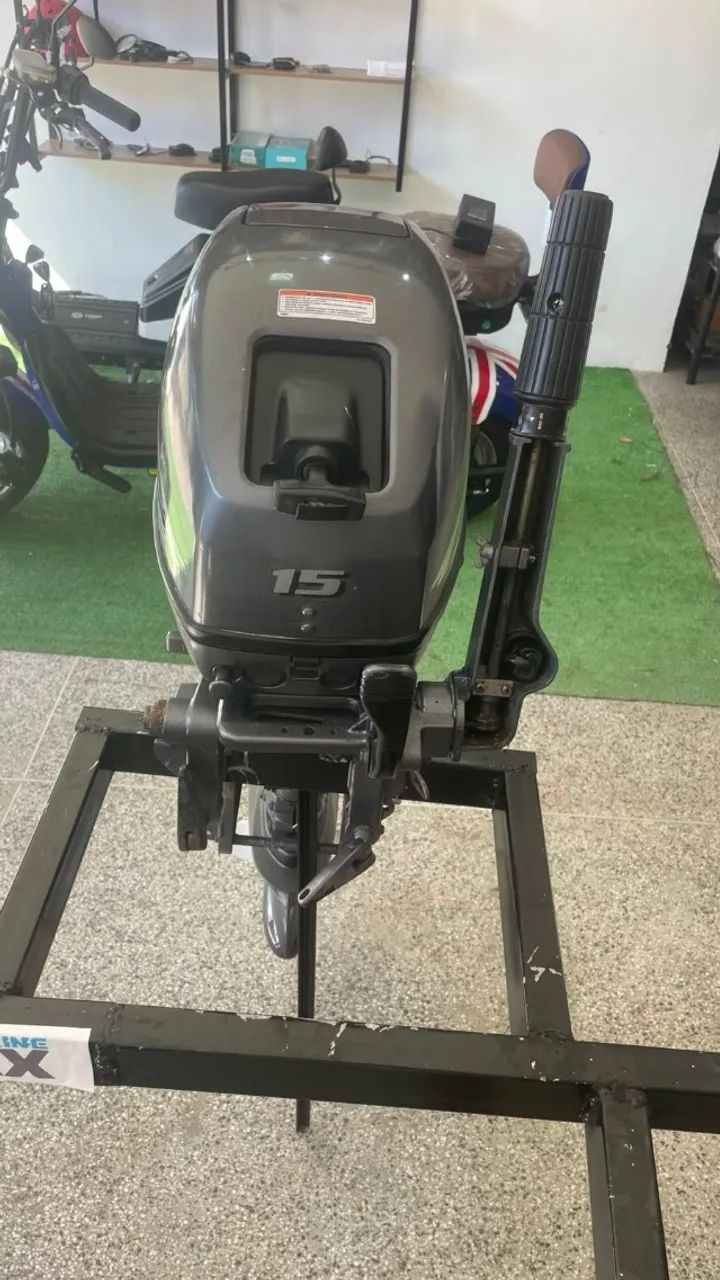 Motor de popa Yamaha 15hp 2T - Foto 2