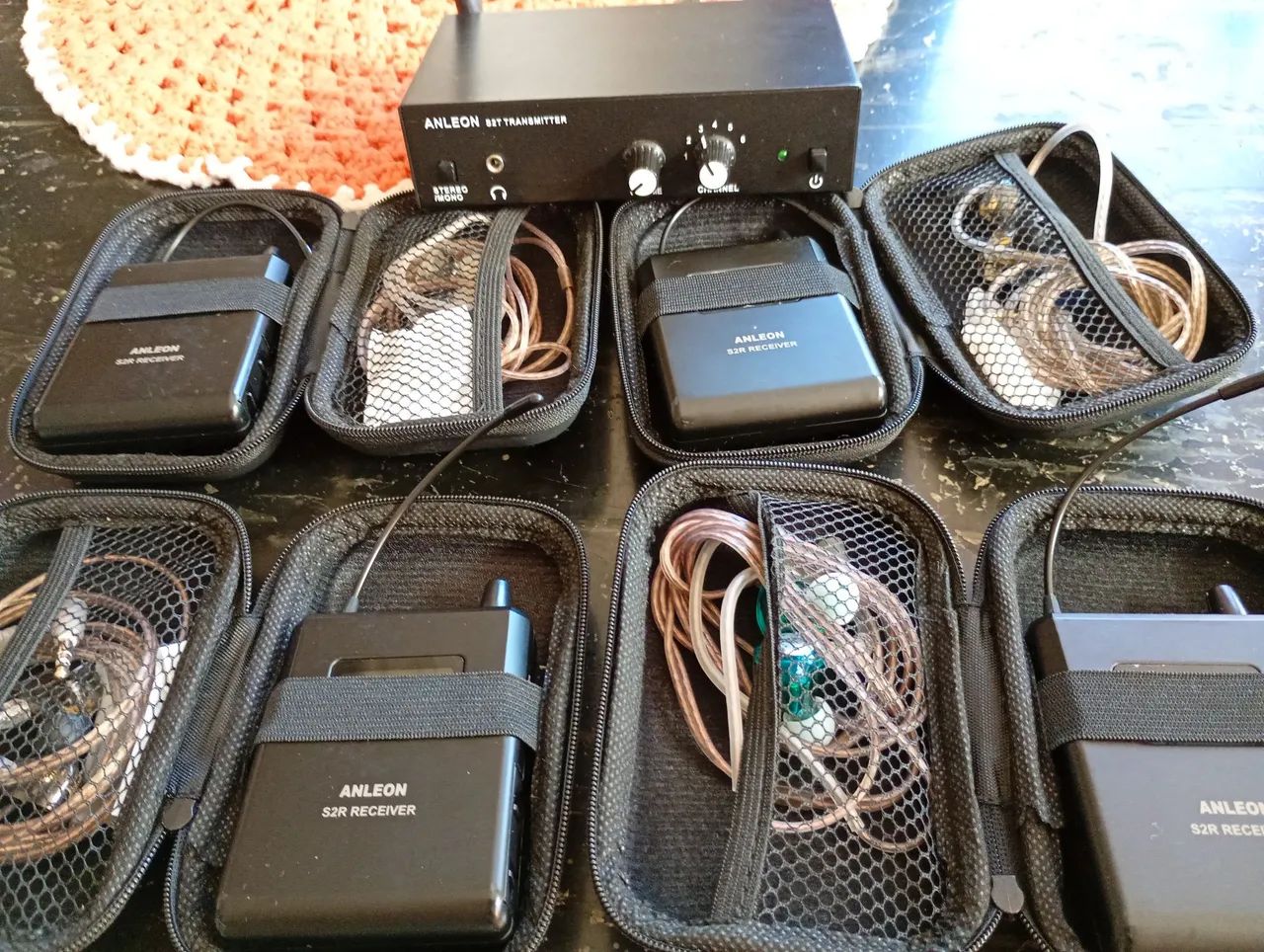 Hack com equipamentos de som montado - Foto 3