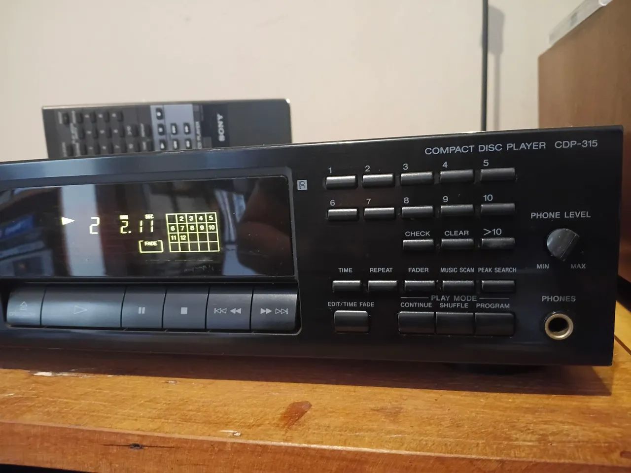 Cd player Sony M315 com controle  - Foto 3