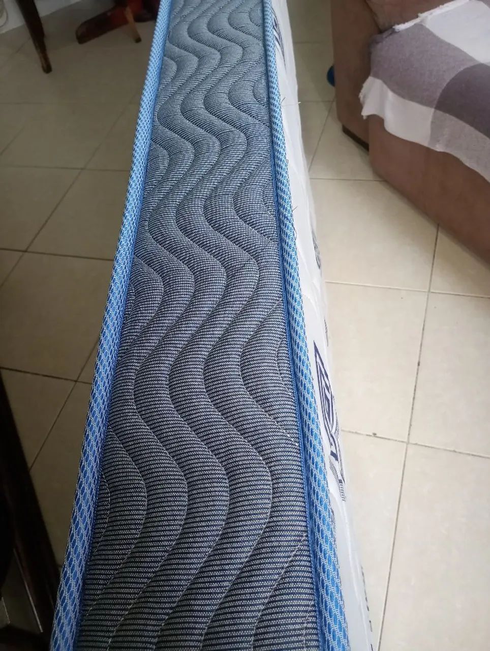 Colchão solteiro Ortobom pouco uso