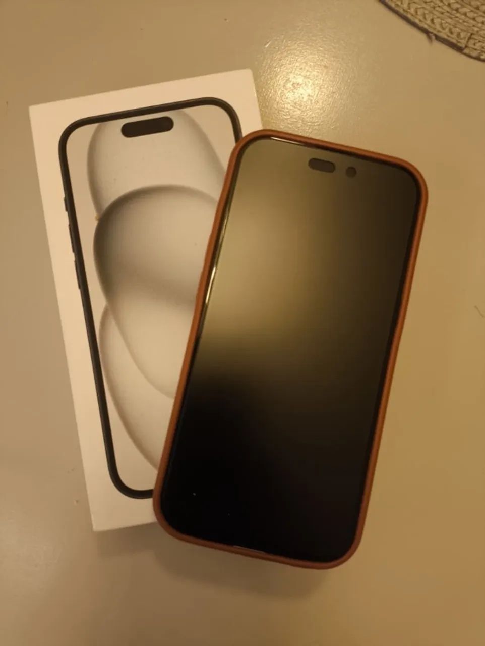 iPhone 15 - 256G