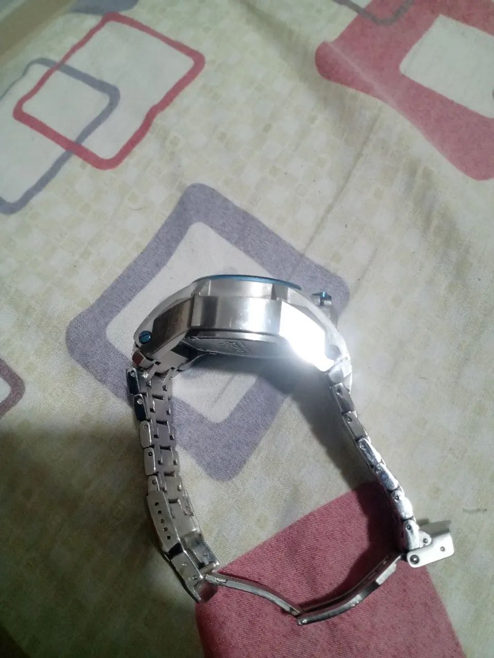 Vendo relógio invicta prata novo  - Foto 2