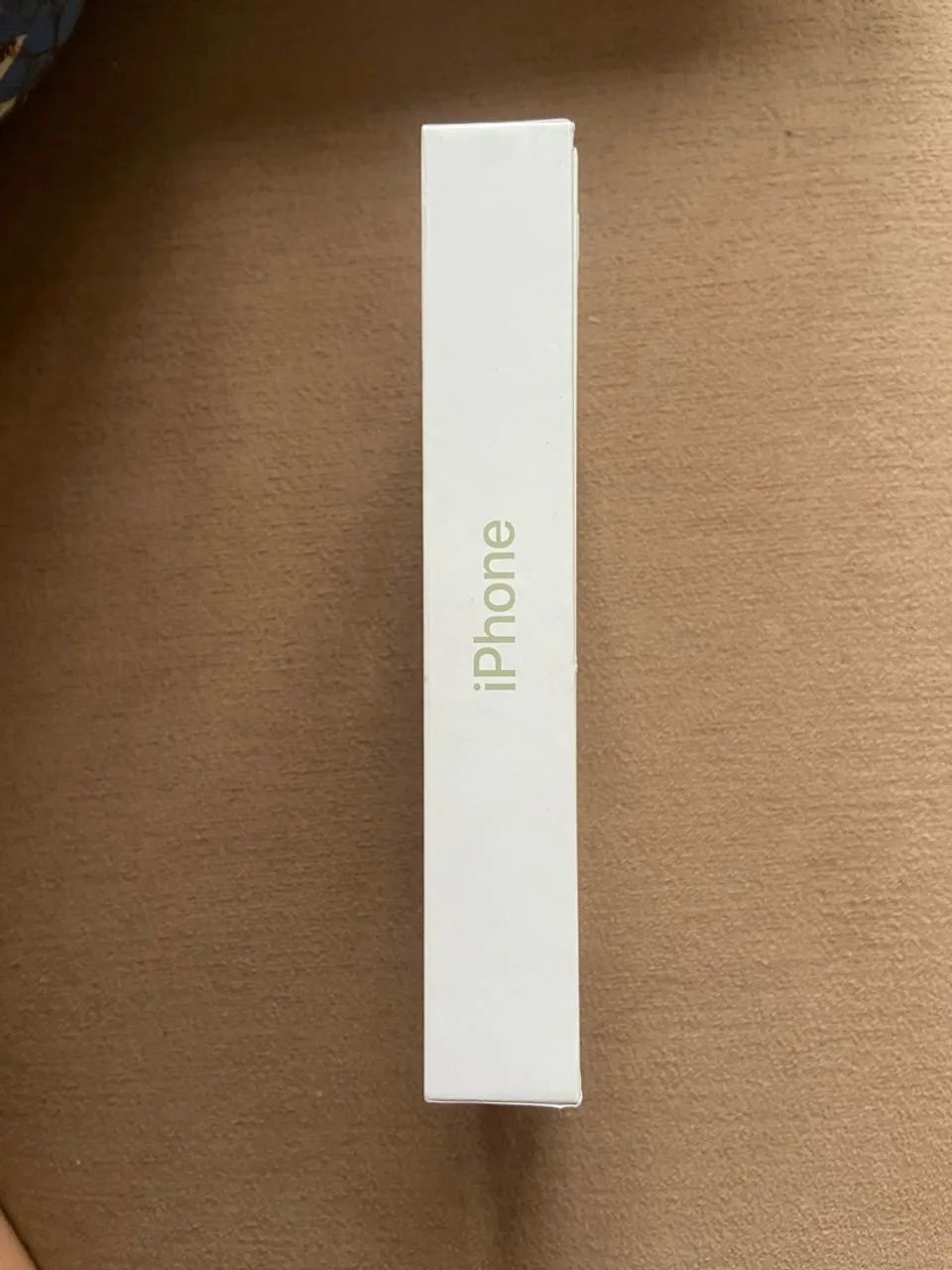Caixa iPhone 17 verde - Foto 3