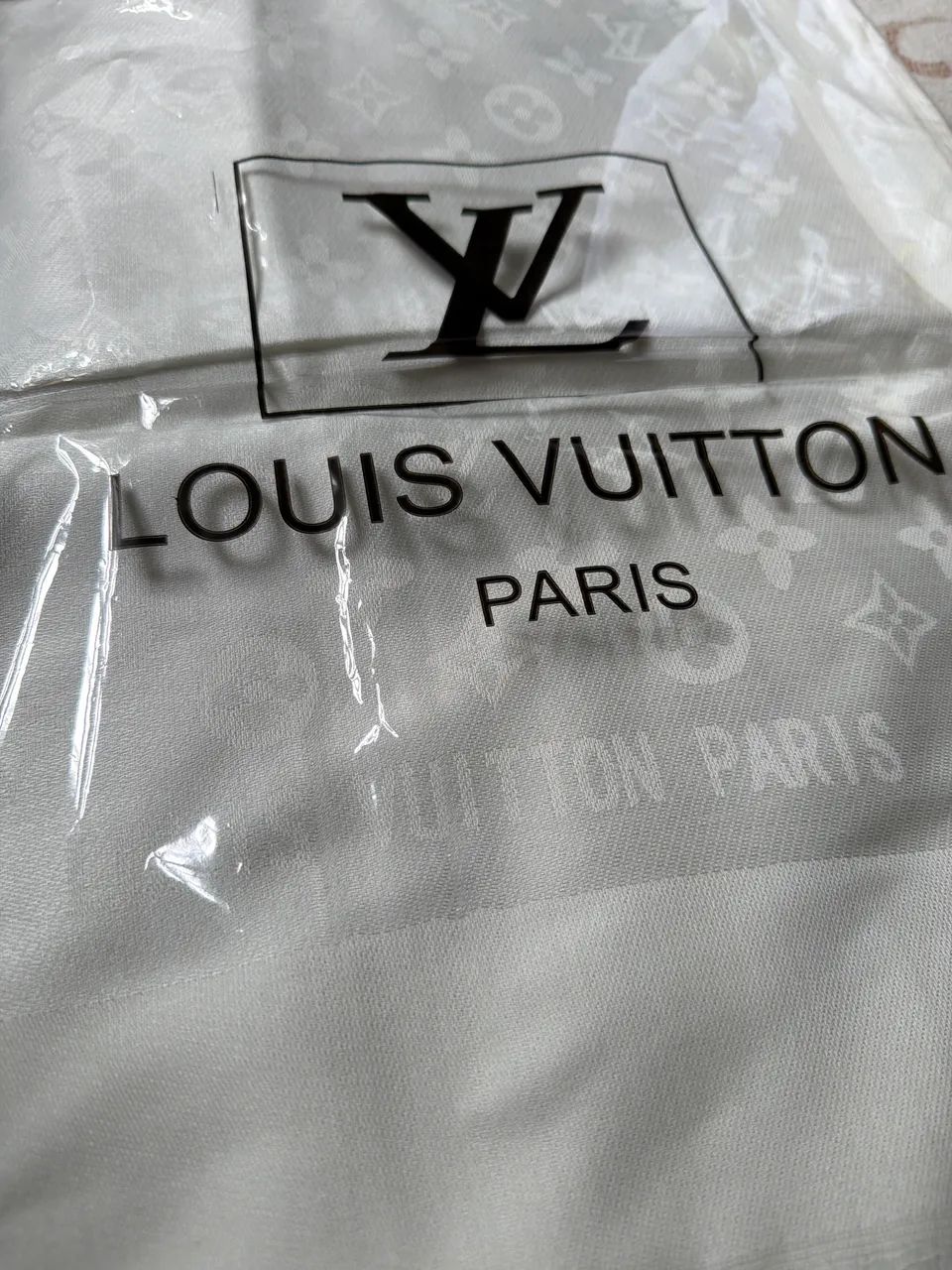 Echarpe Louis Vuitton Branca 