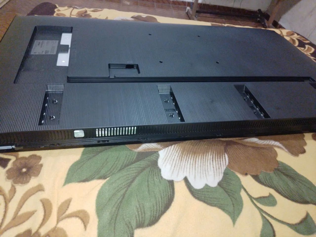 Carcaça de tv 55 polegadas smart 4k referência UN55lU8100 sem os pés  - Foto 2
