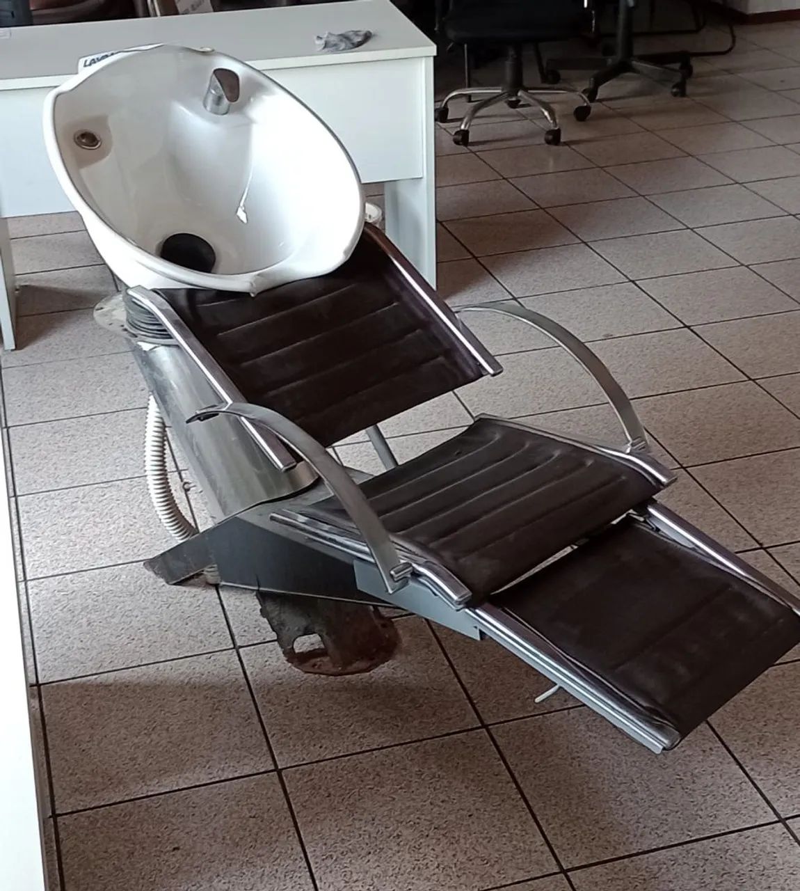 Lavatório para Salão Profissional Reclinável - Cuba de Porcelana ...