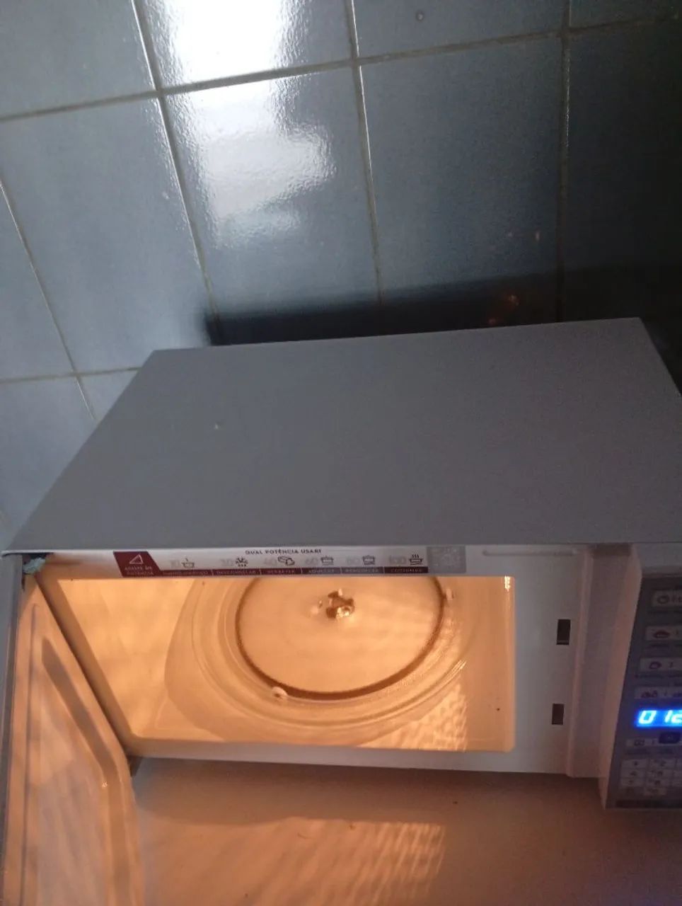 700 reais microondas selinovomesesdeusobbanco220v700reais3 - Foto 2