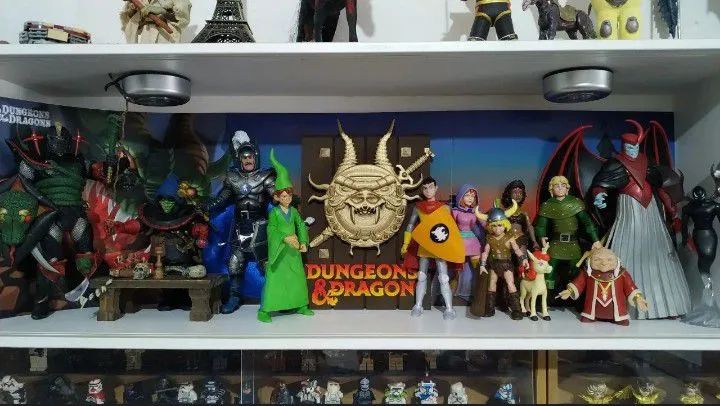 Caverna do dragão, Dungeons and dragon coleções Desenho e Filme completas