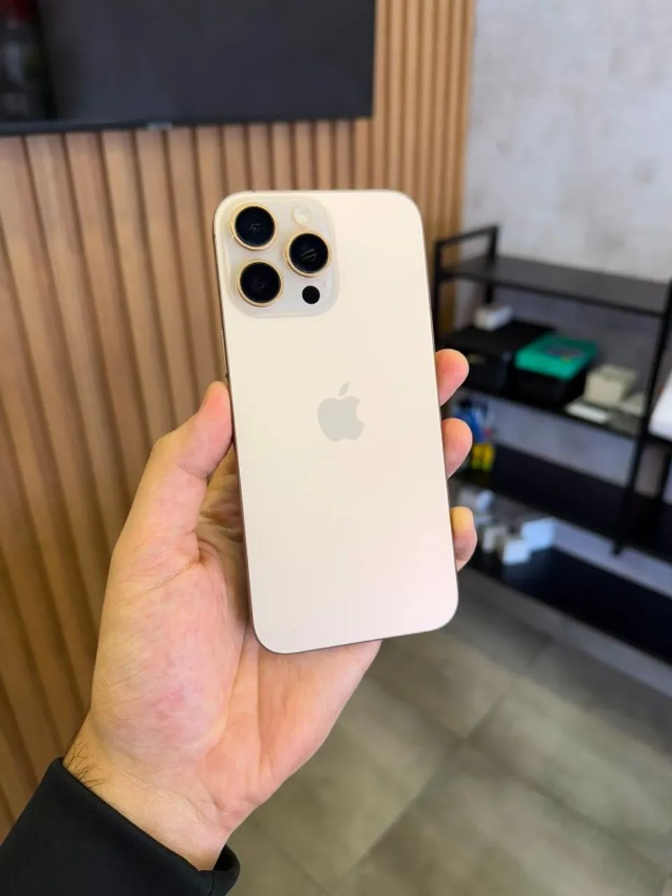 iPhone 16 pro max 256gb Desert Original