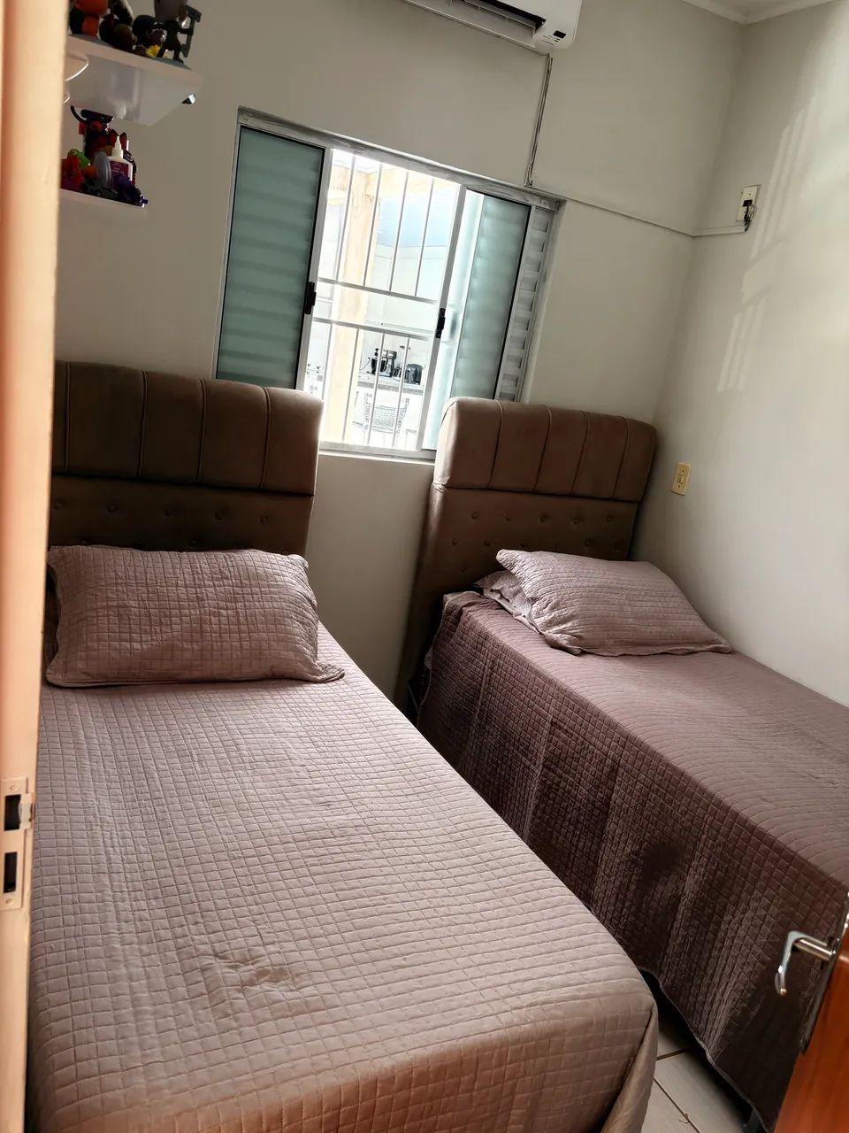 Conjunto de cama solteiro com cabeceira nova - Foto 3