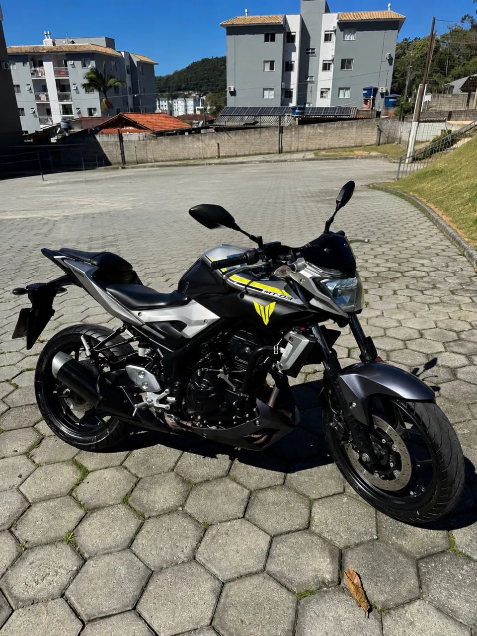 Yamaha MT 03 impec ável  - Foto 2