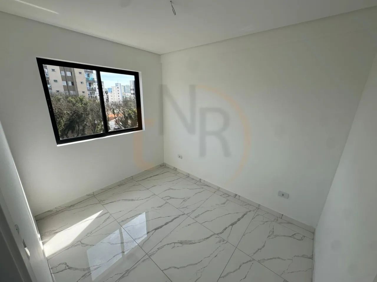 Apartamento de um dormitório com sacada com churrasqueira - Foto 5
