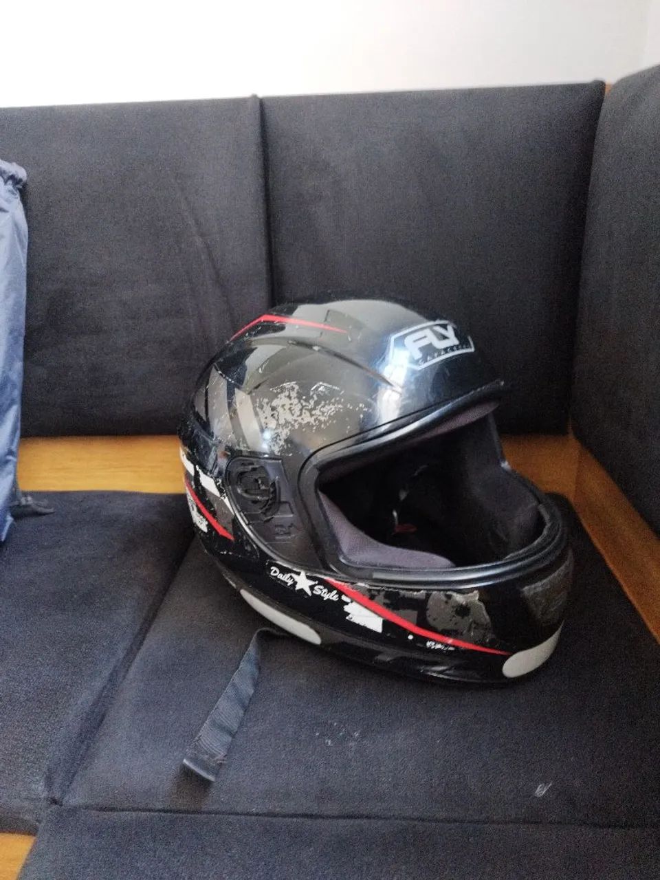 Capacete fly