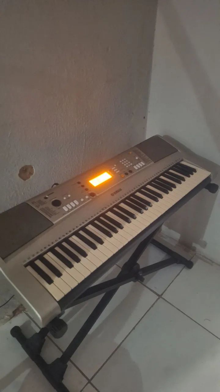 Teclado Yamaha psrE 313  - Foto 4