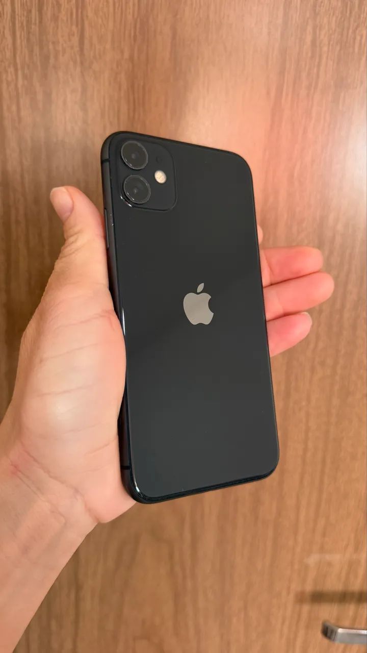 Vendo iPhone 11 em perfeito estado de conservação funciona tudo 