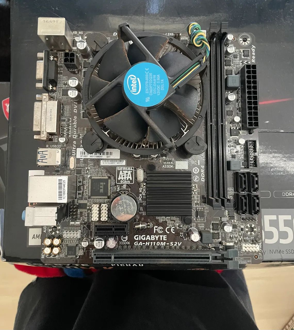 Conjunto placa mãe gigabyte + processador i5 7400