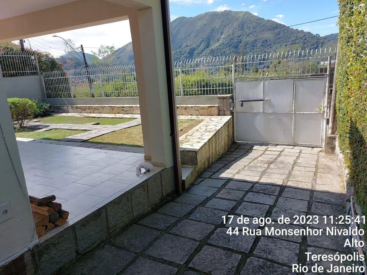 Casa linear alto de Teresópolis ( sessão de direitos)