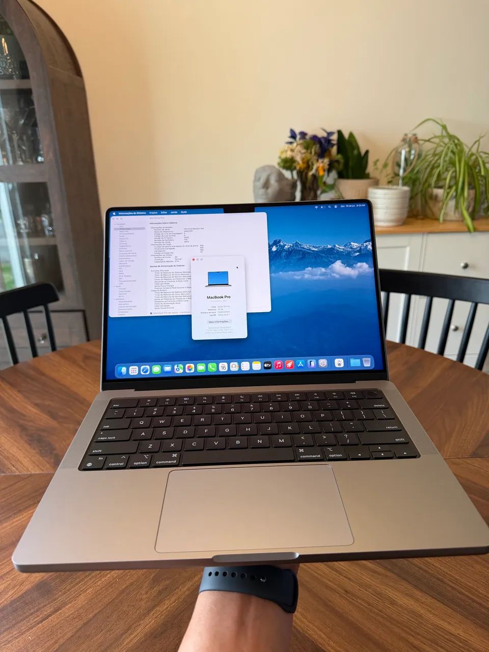 MacBook Pro 14 M1 Pro 16GB 512GB SSD - Excelente Estado