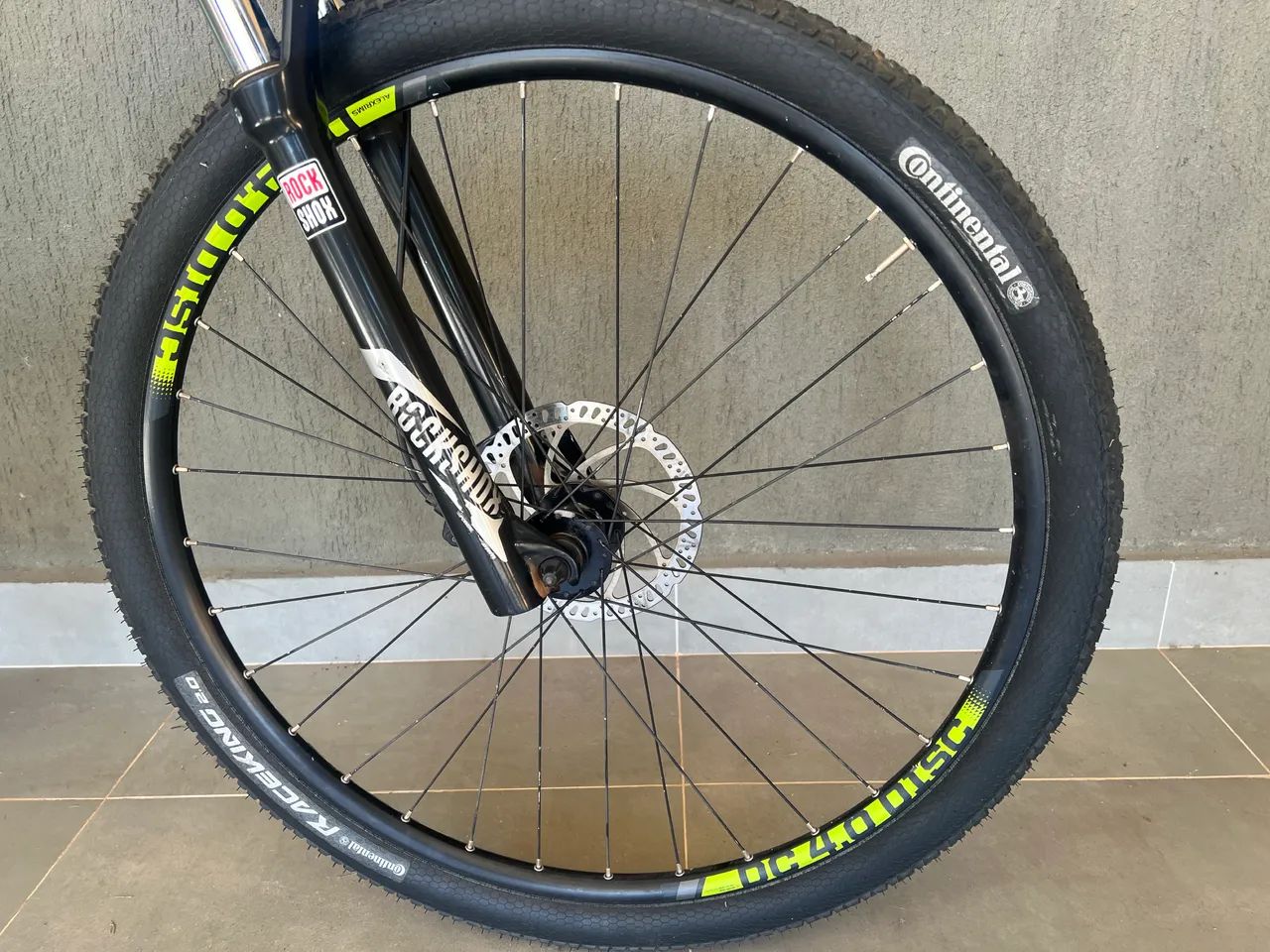 Vendo Bicicleta Mountain bike aro 29 Marca CANNONDALE TRAIL