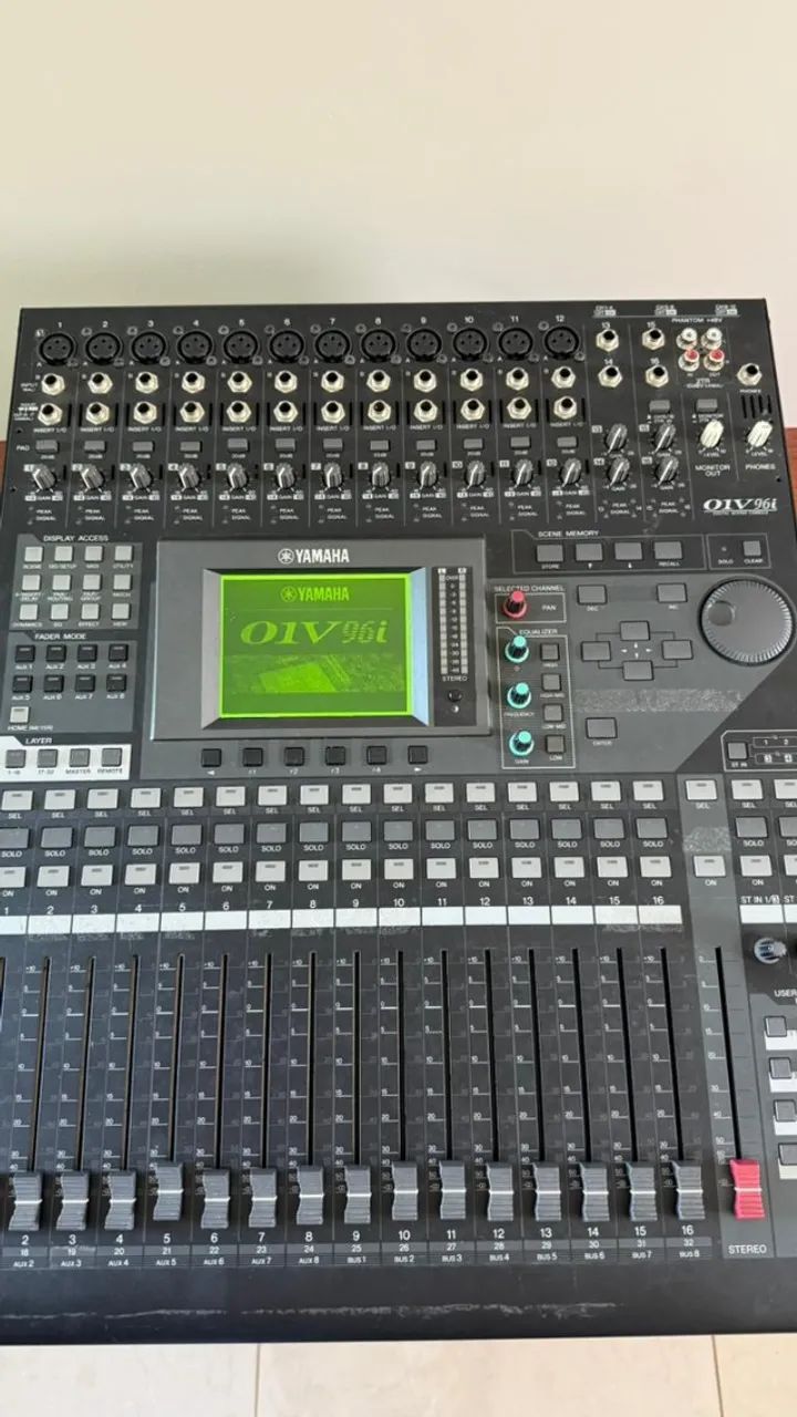 Mesa de som digital Yamaha 01vi - Foto 4
