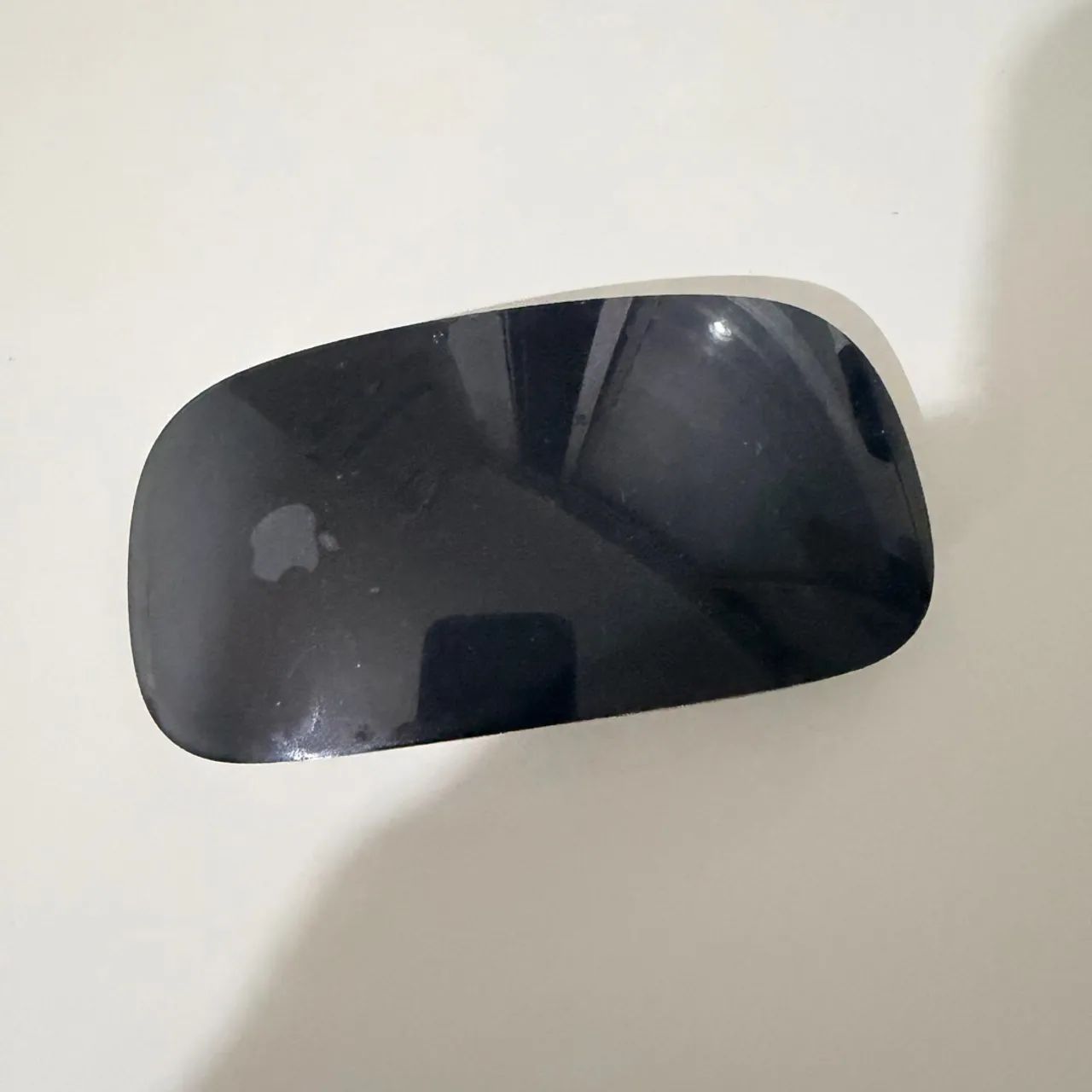Apple Magic Mouse Preto Original - Modelo A1657 - Com Caixa Original - Foto 3