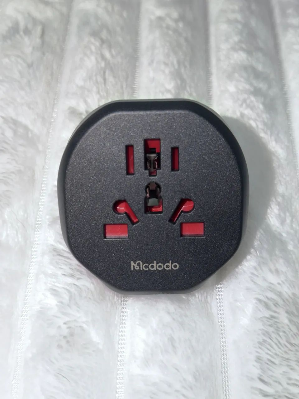 Adaptador Universal a prova de fogo - Mcdodo CP-4550 Travel Eu Plug - Preto - Foto 2