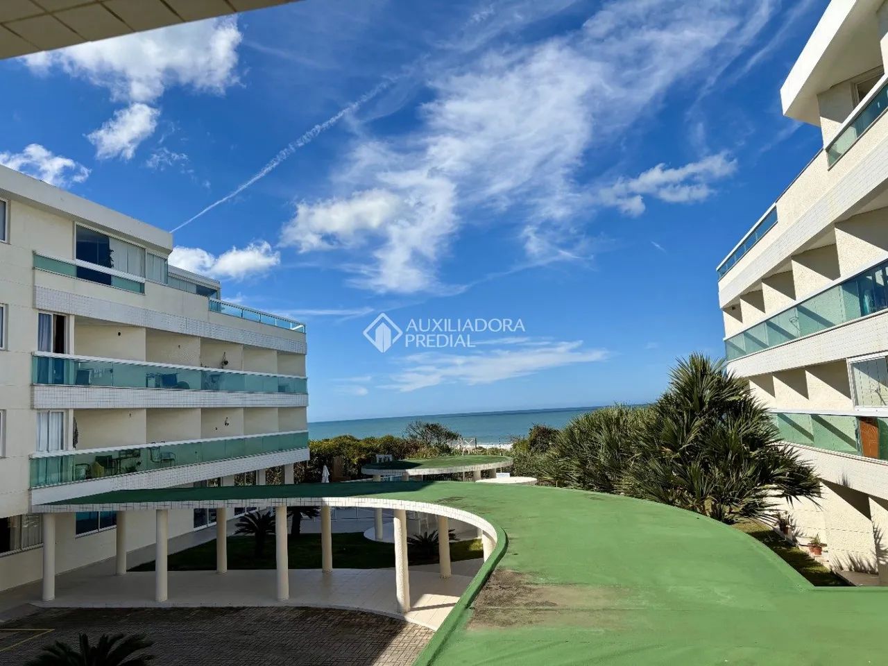 Esse não é só um apartamento. É o seu refúgio diário em Florianópolis.