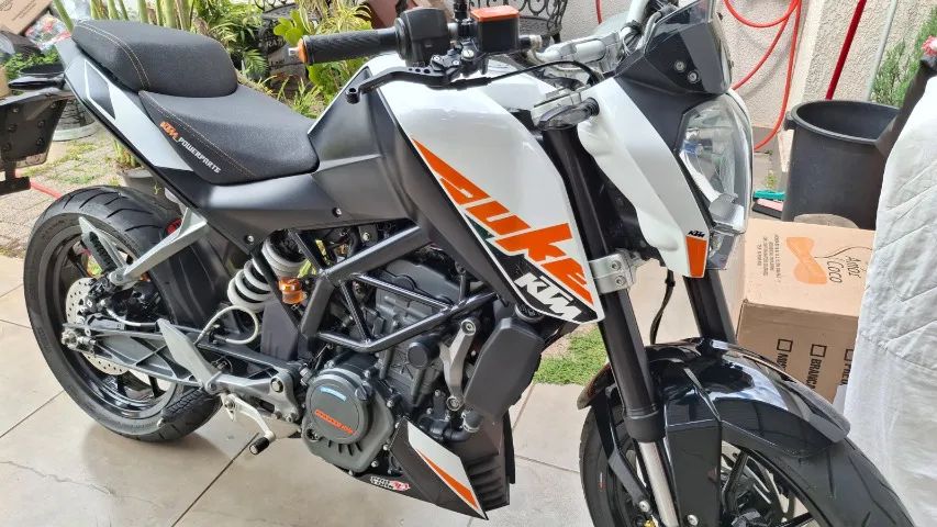 KTM DUKE 200 - 2017 - Foto 4