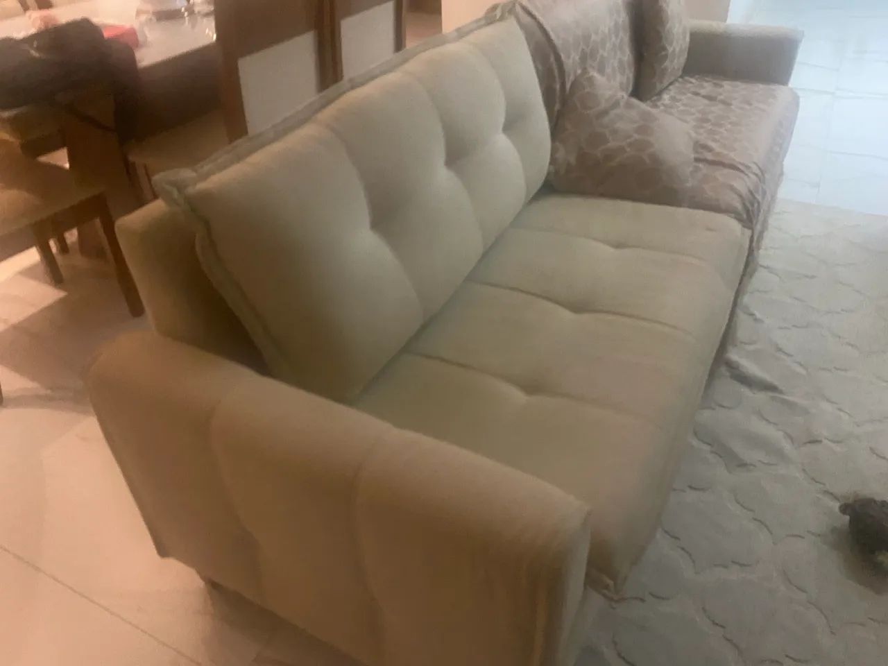 Sofá de linho65104743718401124