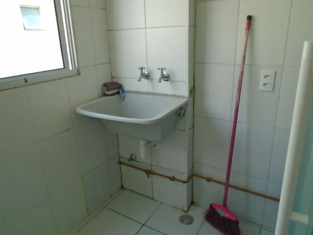 Imóvel para aluguel possui 48 metros quadrados com 2 quartos - Foto 4