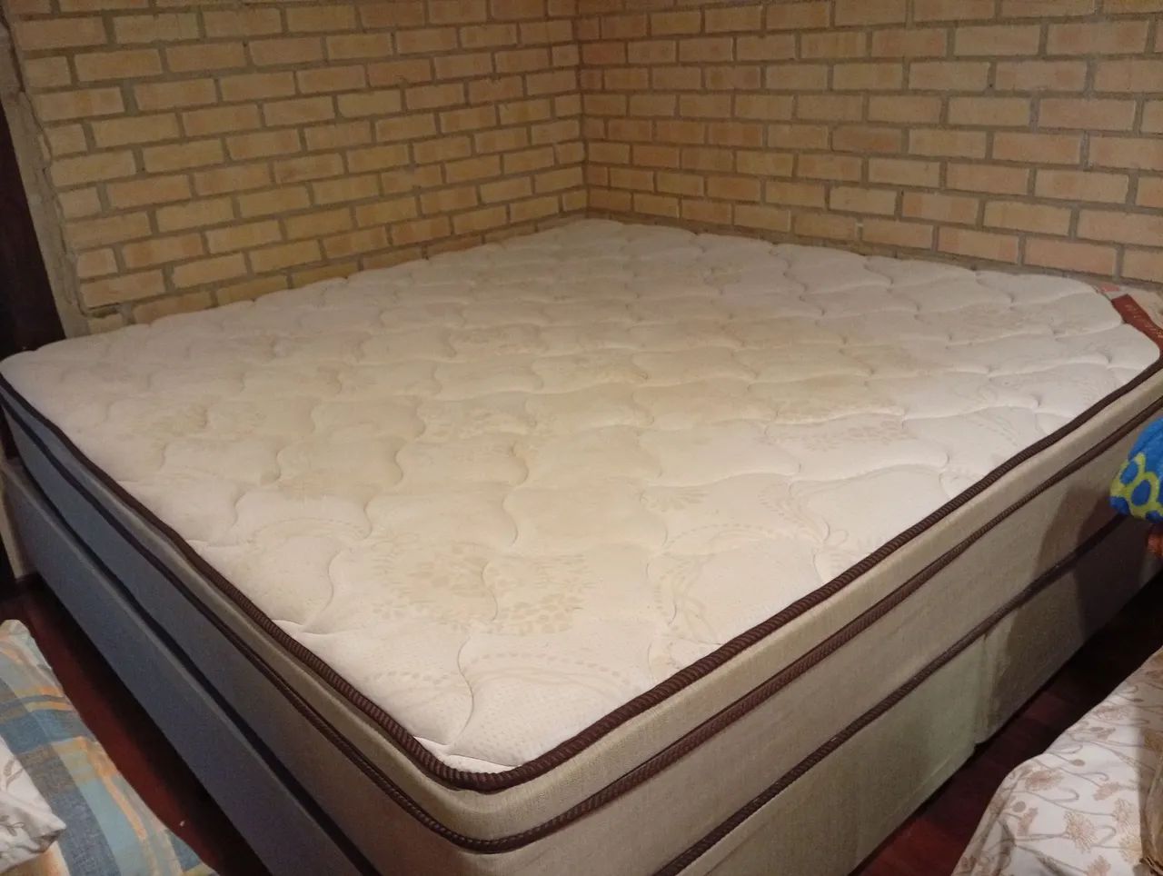 Cama king size
