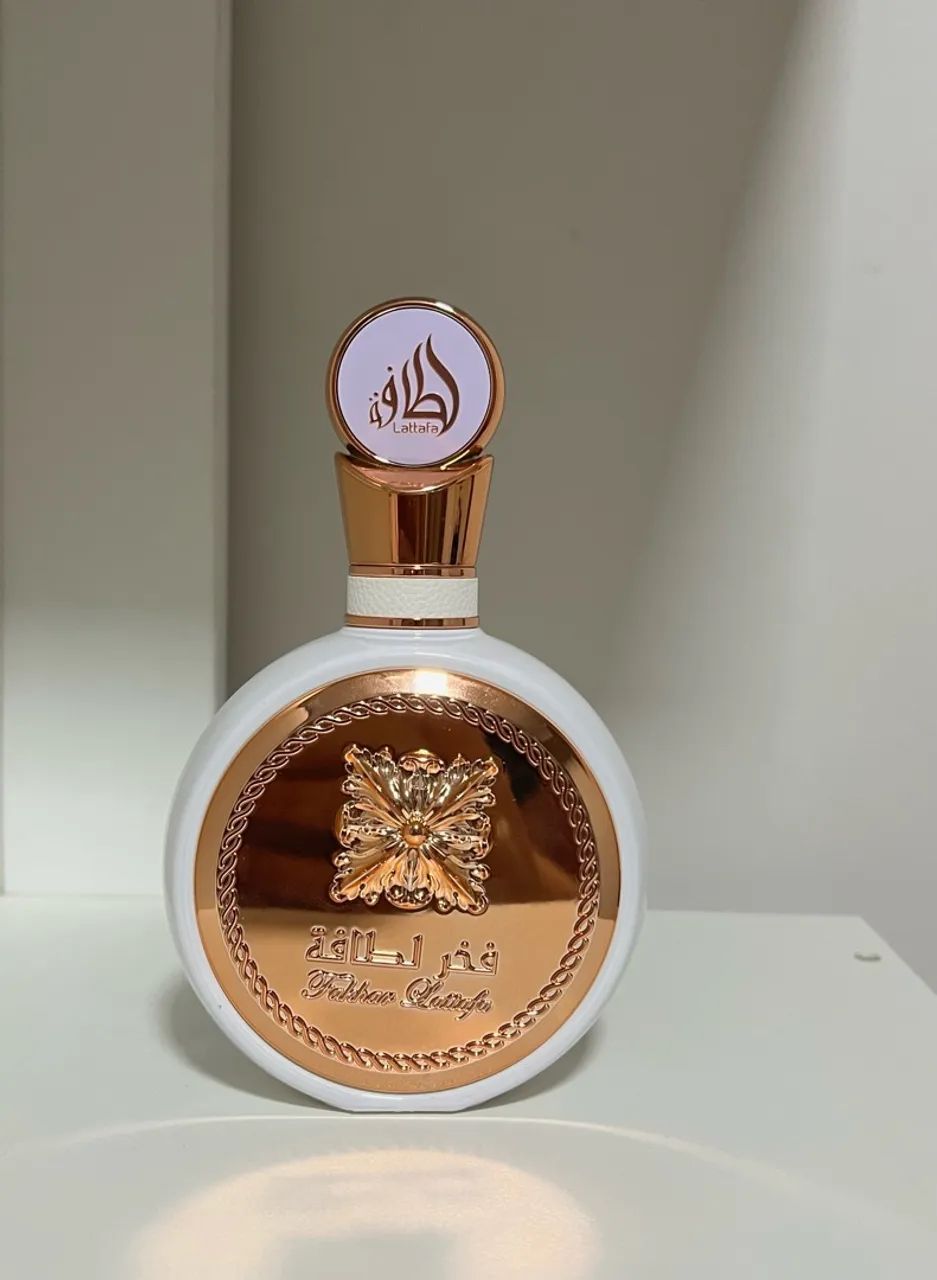 Perfume árabe (ainda tem bastante)  Fakhar Lattafa