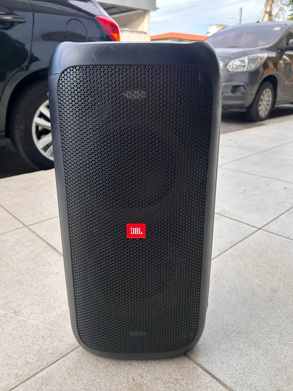 Caixa JBL 100 