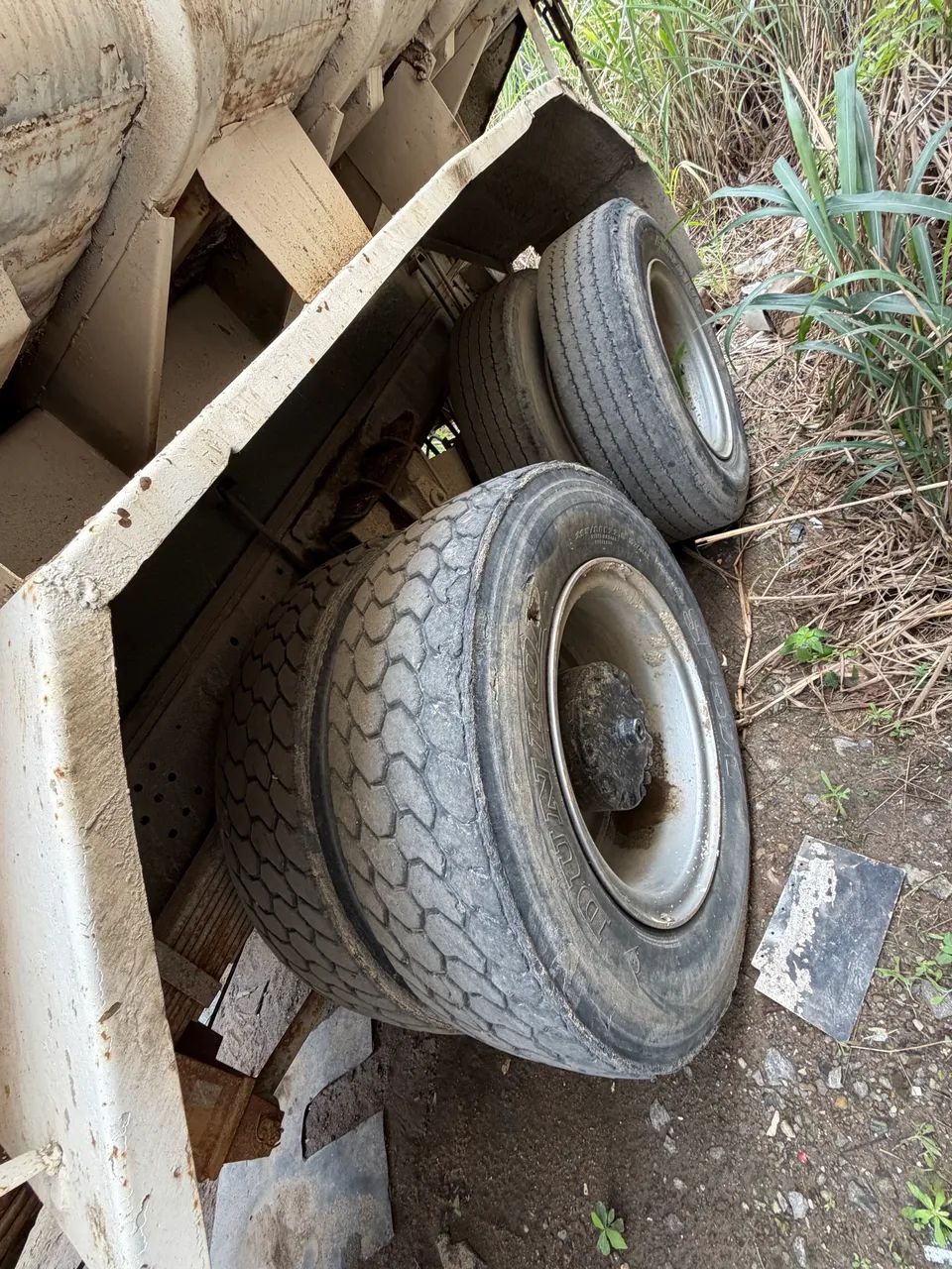 Truck Caçamba  - Foto 4