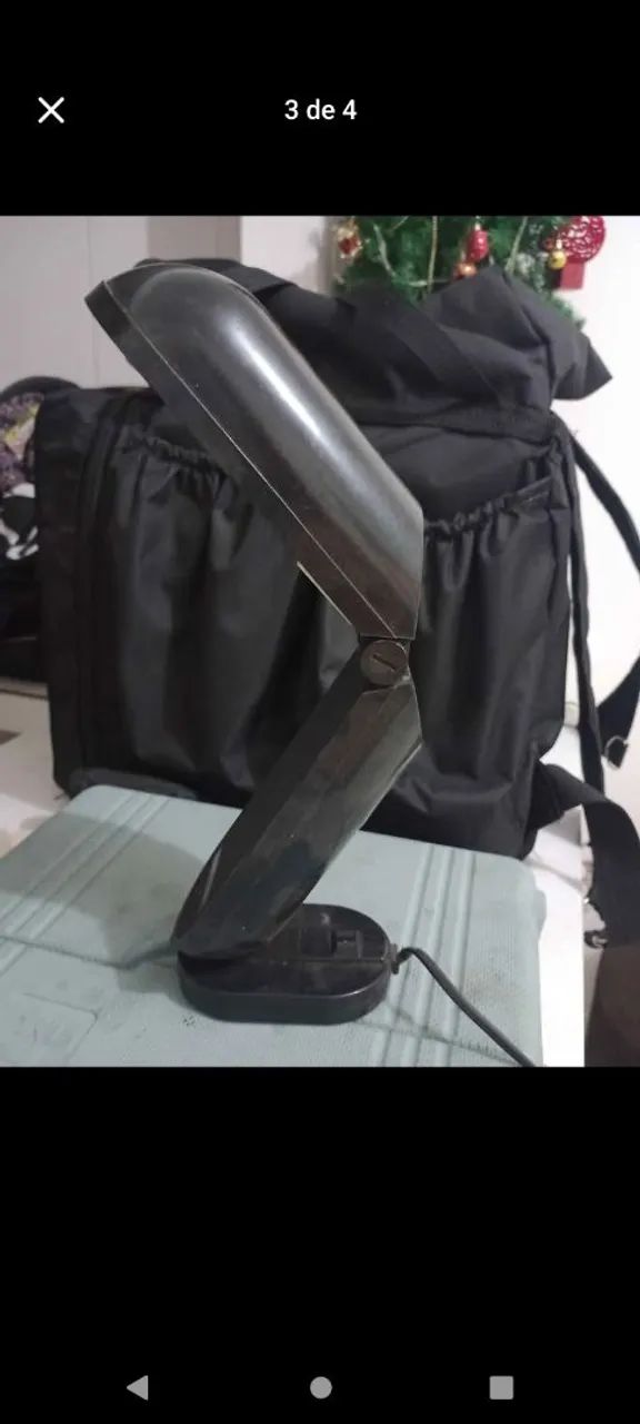 Vendo luminária de mesa usada porém excelente estado já com lâmpada - Foto 2