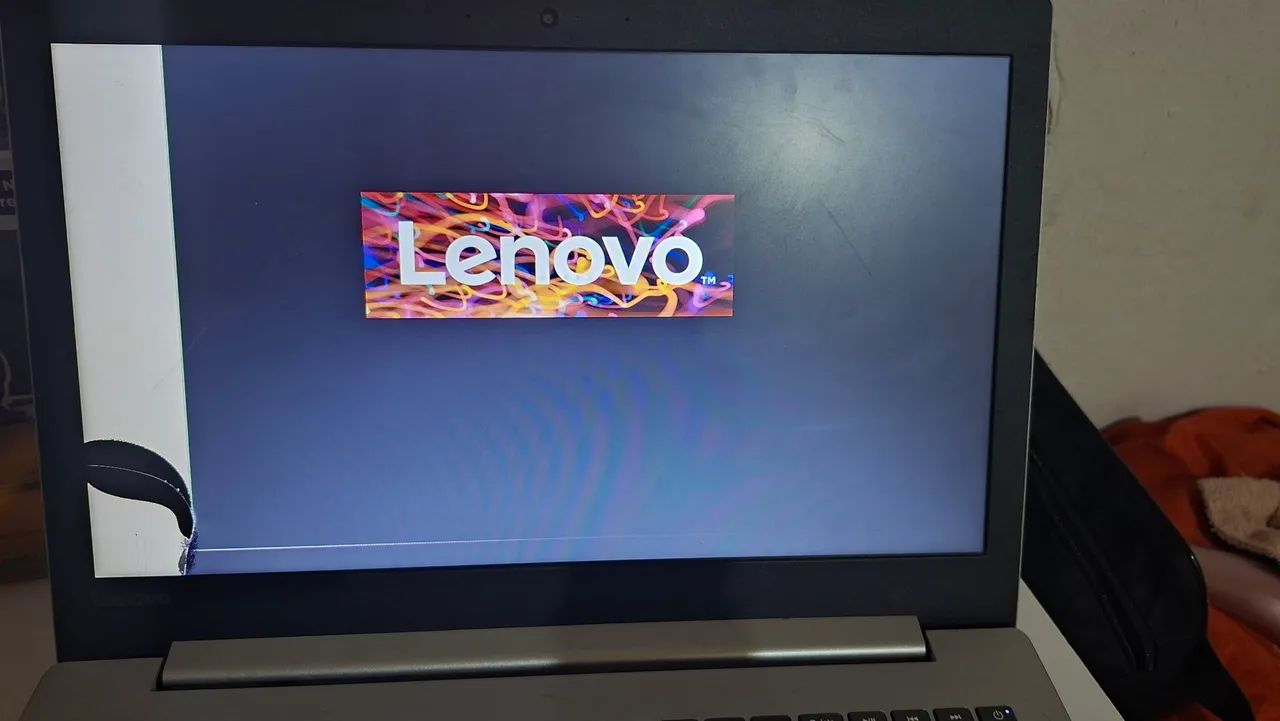 Notebook Lenovo com a tela quebrada  - Foto 3