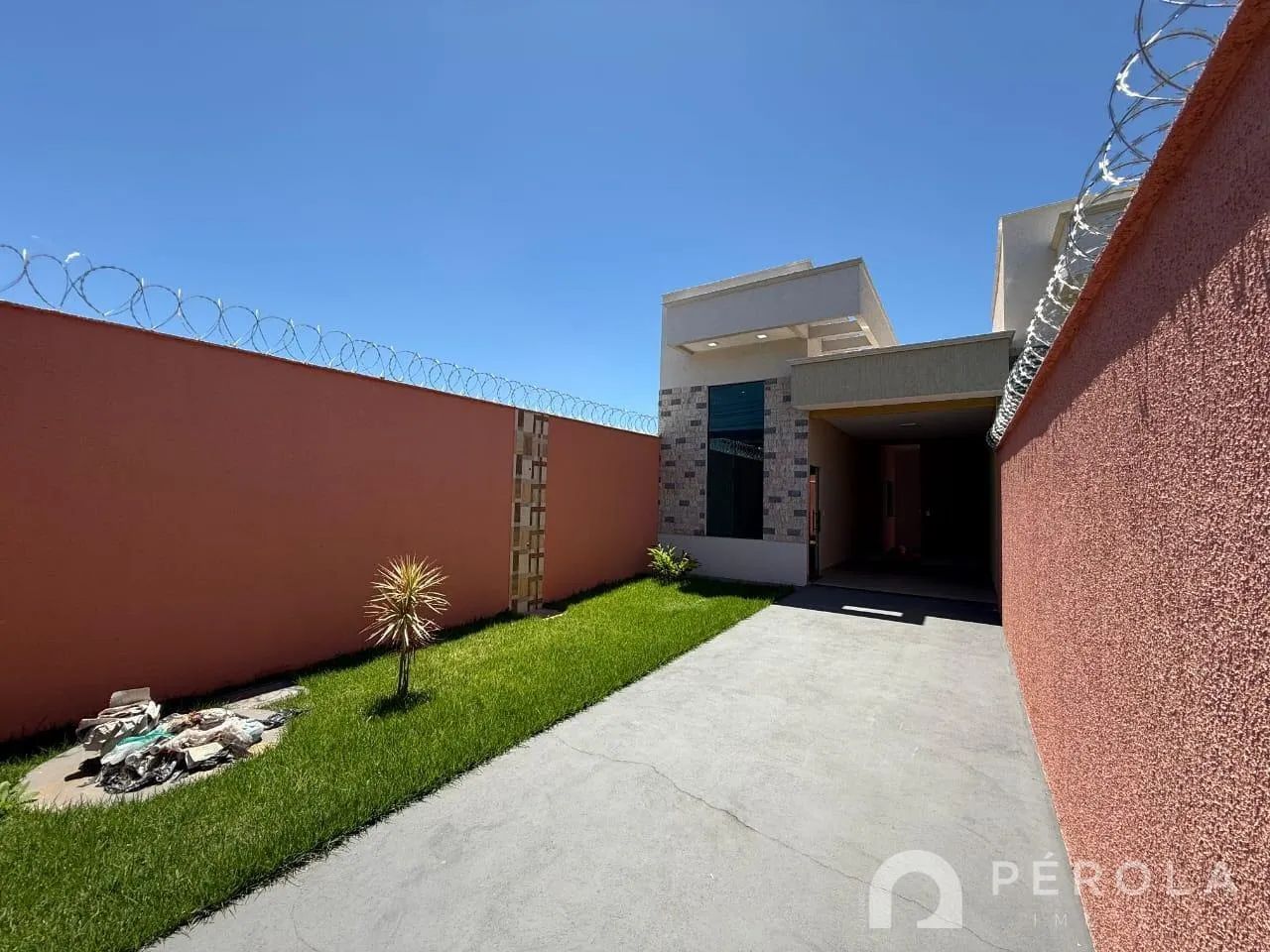 Casa em Papillon Park - Complemento - Aparecida de Goiânia, GO - Foto 2