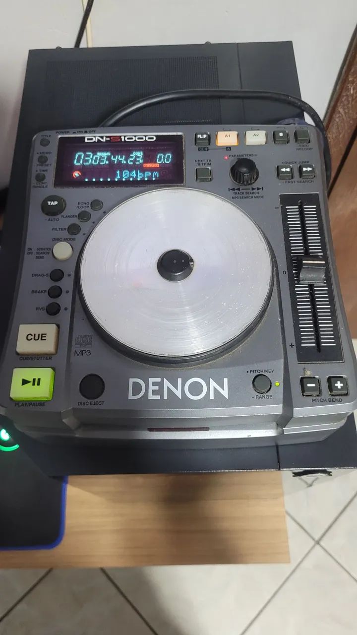 CDJ Denon DN-S1000